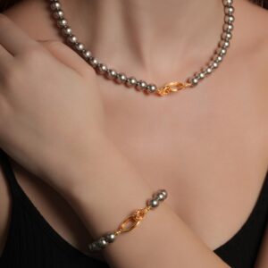 Classic Black Pearl Hoop-Link Necklace